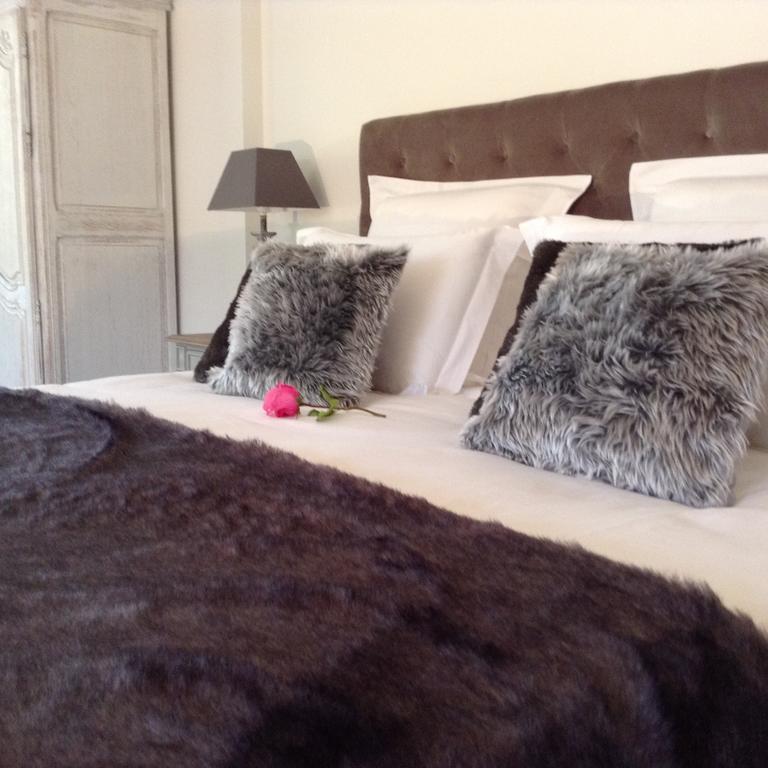 Bed and Breakfast La Grange D'Aunis Aigrefeuille-d'Aunis Номер фото