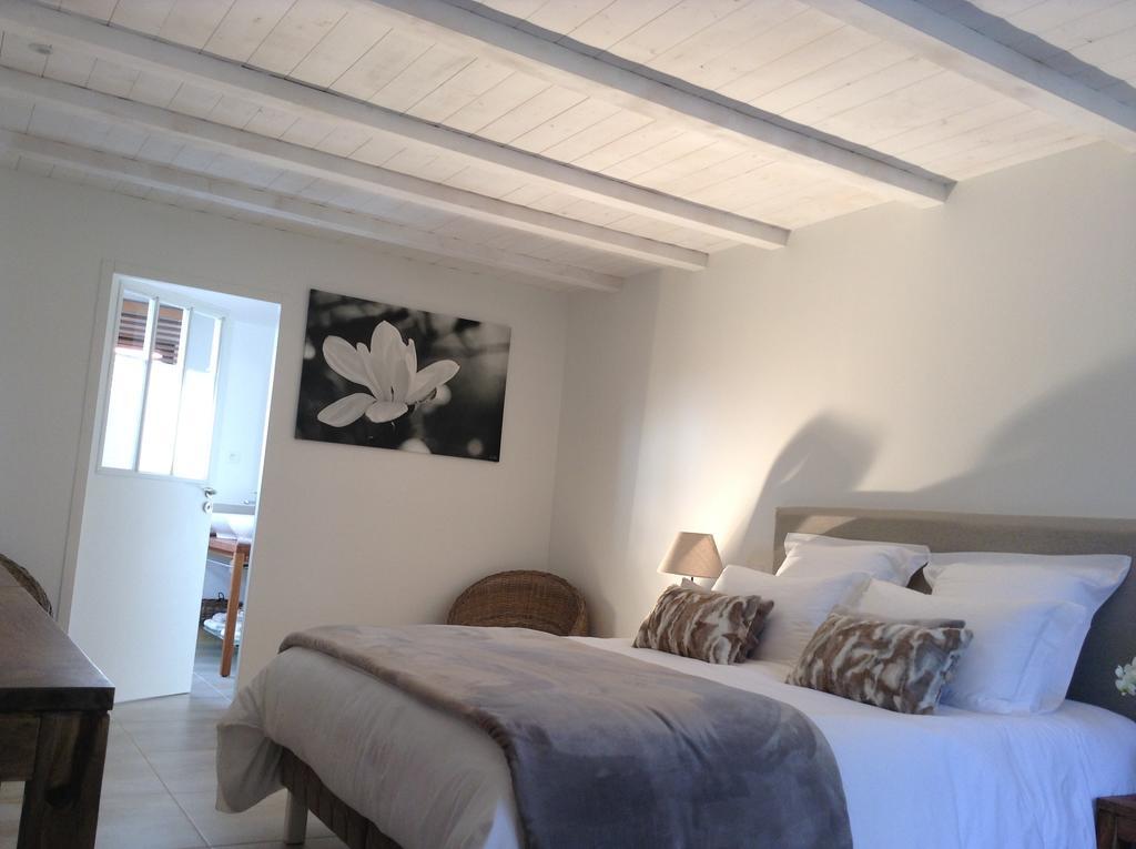 Bed and Breakfast La Grange D'Aunis Aigrefeuille-d'Aunis Номер фото