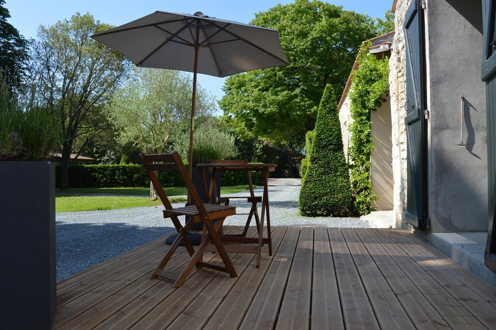 Bed and Breakfast La Grange D'Aunis Aigrefeuille-d'Aunis Номер фото